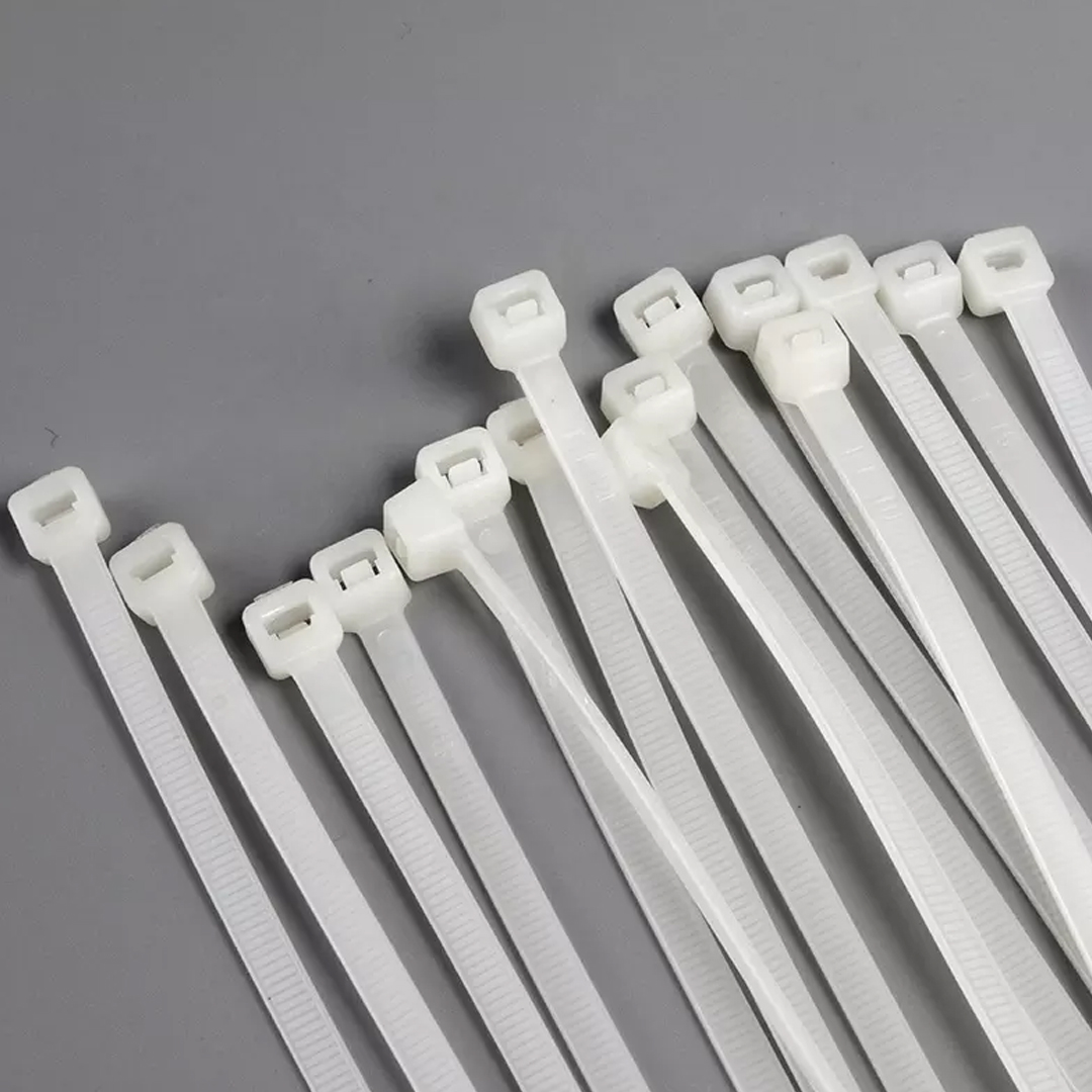 ****UGR PLASTIK KILITLI KELEPÇE BEYAZ 9*1000 (100 ADET)